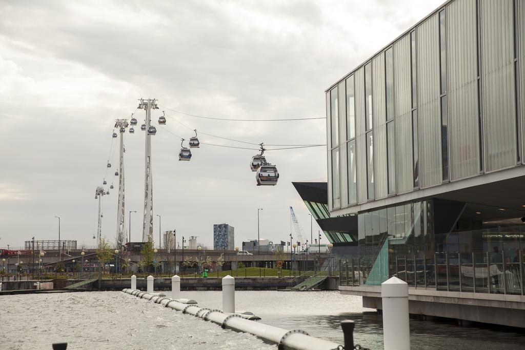 Royal Victoria Docks Apartamento Londres Exterior foto