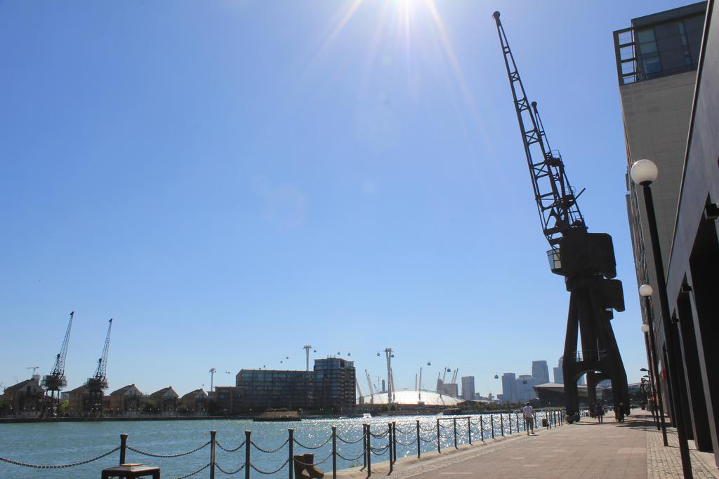 Royal Victoria Docks Apartamento Londres Exterior foto